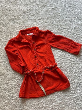 Robe rouge- orangé
