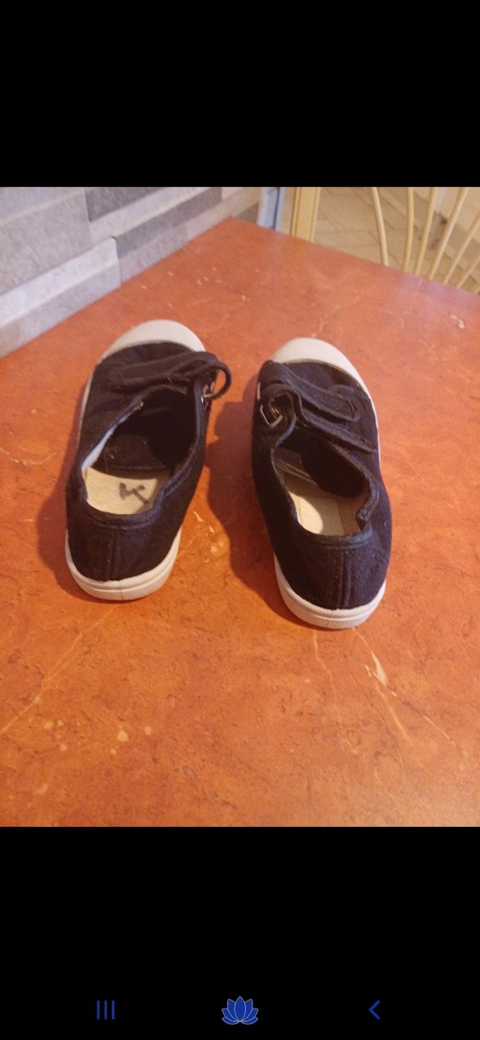 Chaussures taille 31 - photo numéro 3