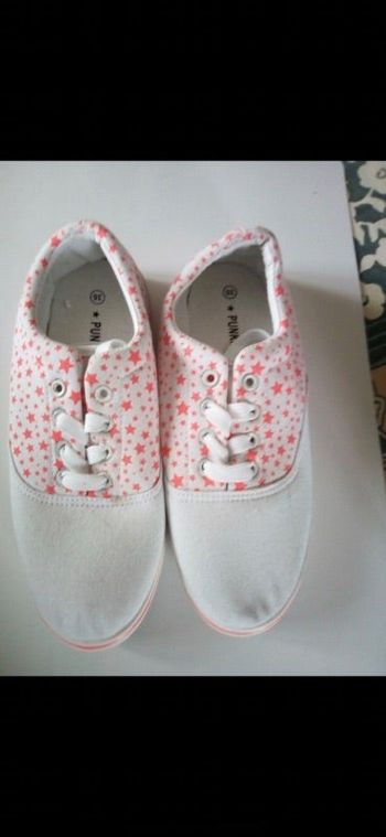 Baskets toile Femme/Fille Taille: 36