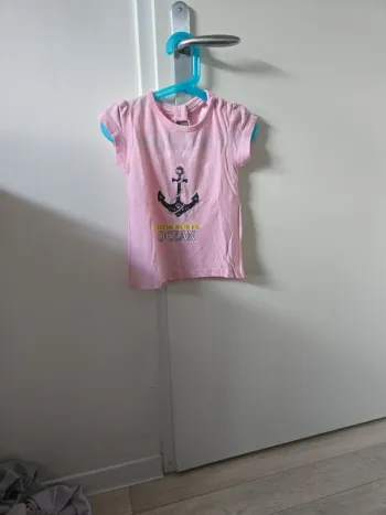 T-shirt bébé taille 12/24mois