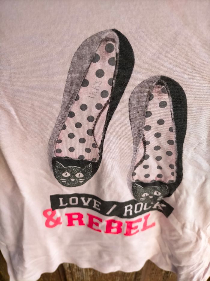 Très joli tee shirt IKKs 8 ans - photo numéro 2