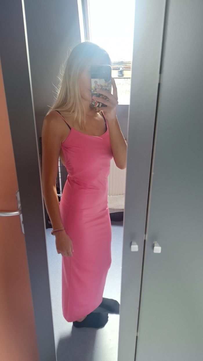 Longue robe - photo numéro 2