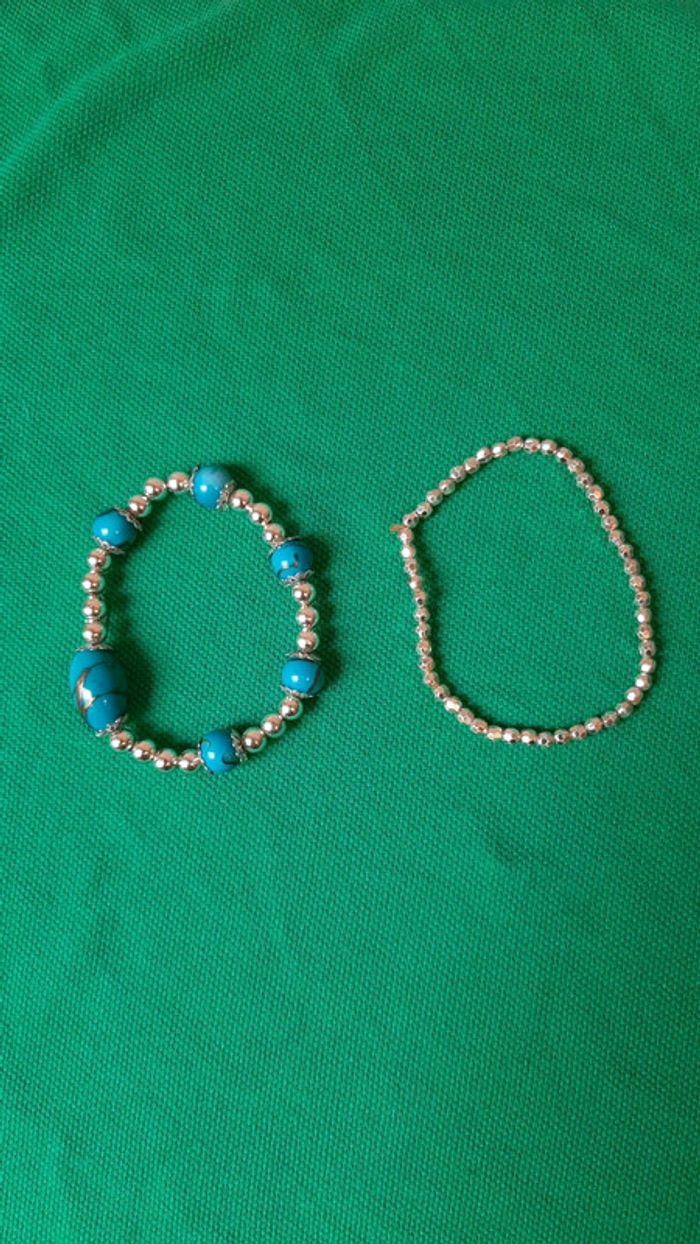 Lot 2 bracelets fantaisie