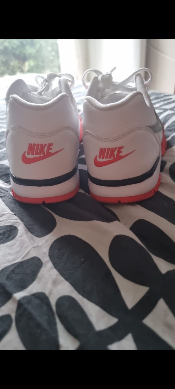 Basket nike modèle CROSS TRAINER taille 41 - photo numéro 3