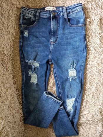 Jeans "troué" femme