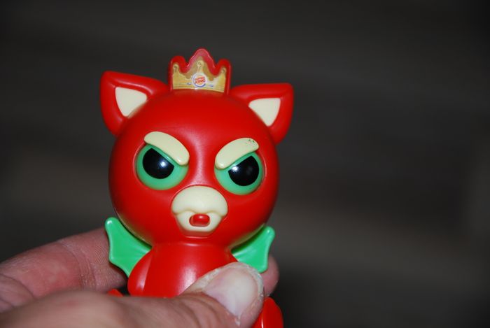 Arnold Dragon Rouge figurine Feisty Pets 2019 burger king jouet - photo numéro 2