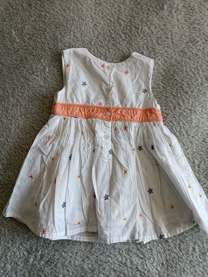 Robe fleuri - photo numéro 2