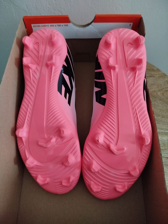 Crampons T 37,5 - photo numéro 8