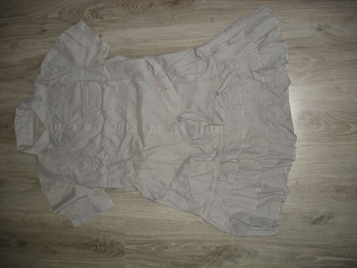 ROBE COURTE MC GRISE "TEX" - TAILLE 42 / 44 - n°01 - photo numéro 2