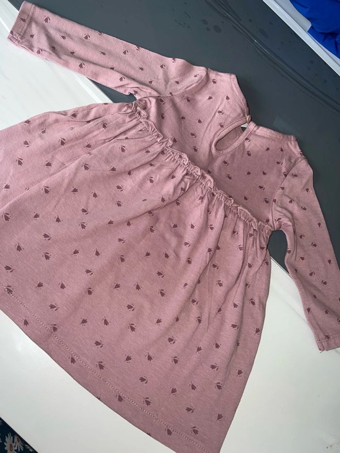 Robe fleurie - photo numéro 4
