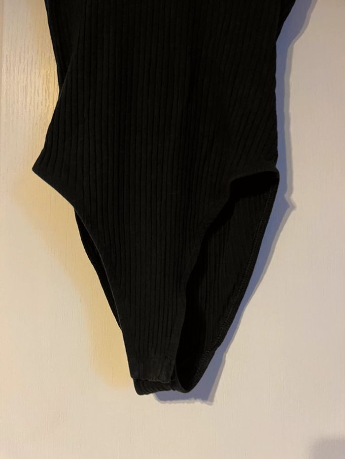 Body femme - photo numéro 2