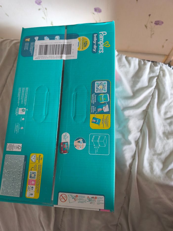 Couche pampers - photo numéro 2