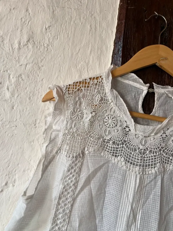 Blouse blanche à dentelle – version originale – T.42 - photo numéro 4