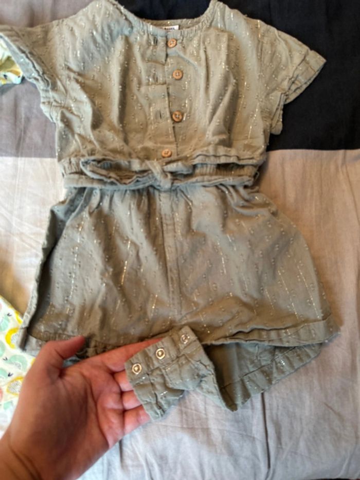 Robe et combishort en 2 ans - photo numéro 4
