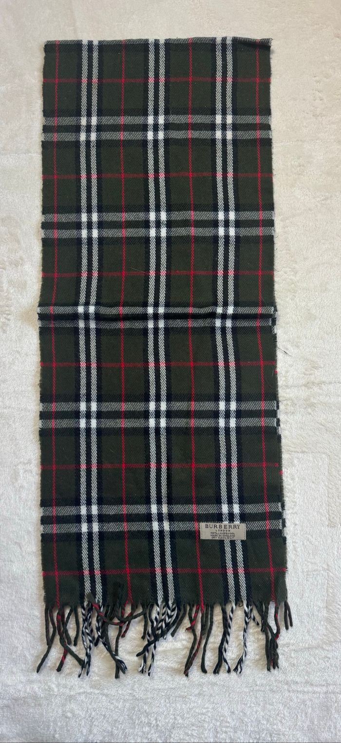 Écharpe Burberrys vintage – 100% Lambswool – Made in England - photo numéro 3