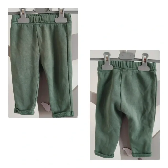 Bas de jogging vert foncé Kiabi taille 12 mois