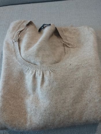 Pull cachemire Etam troué