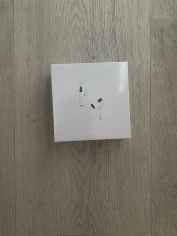 AirPods 3