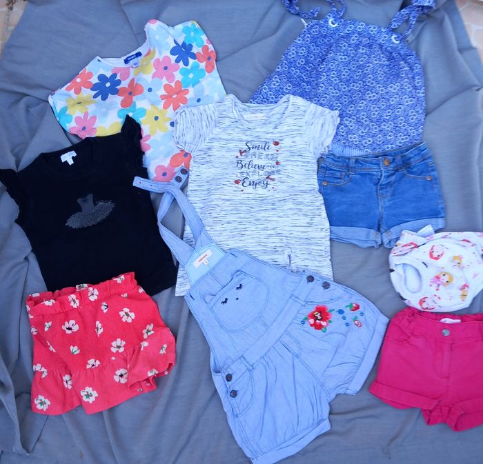 Lot de 9 articles fille 36 mois / 3 ans