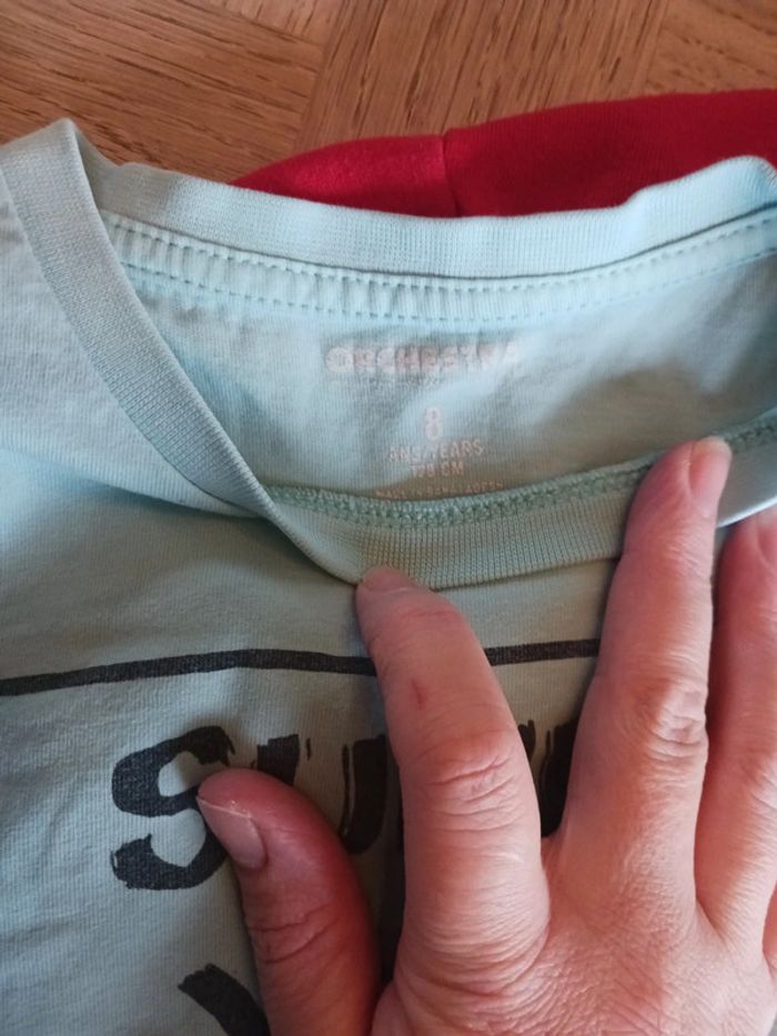 Sweat et t-shirt 8 ans - photo numéro 2