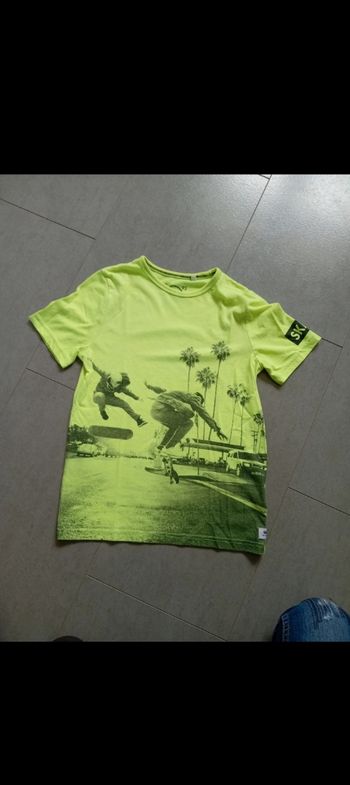 Tee shirt