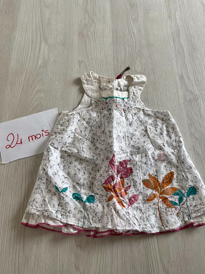 Robe 24 mois