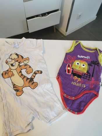 Lot barboteuse + body débardeur