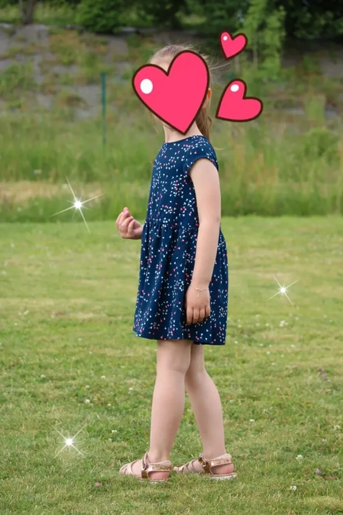 Magnifique robe très légère taille 4 ans - photo numéro 6