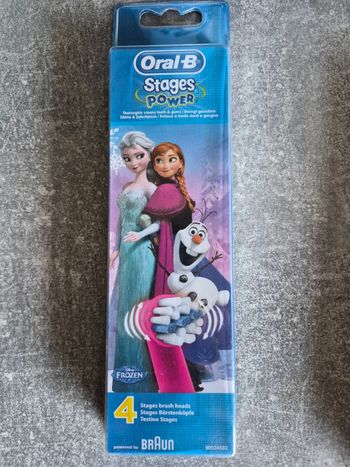 Brossettes oral b reine des neiges ×4.