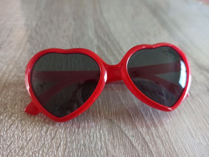 Lunettes soleil coeur