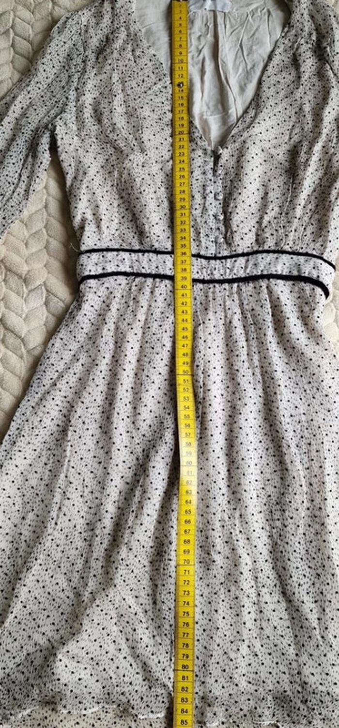 Robe en soie courte et manches longues Ba&sh modèle Dolly gris clair taille XS ou 34 - photo numéro 11