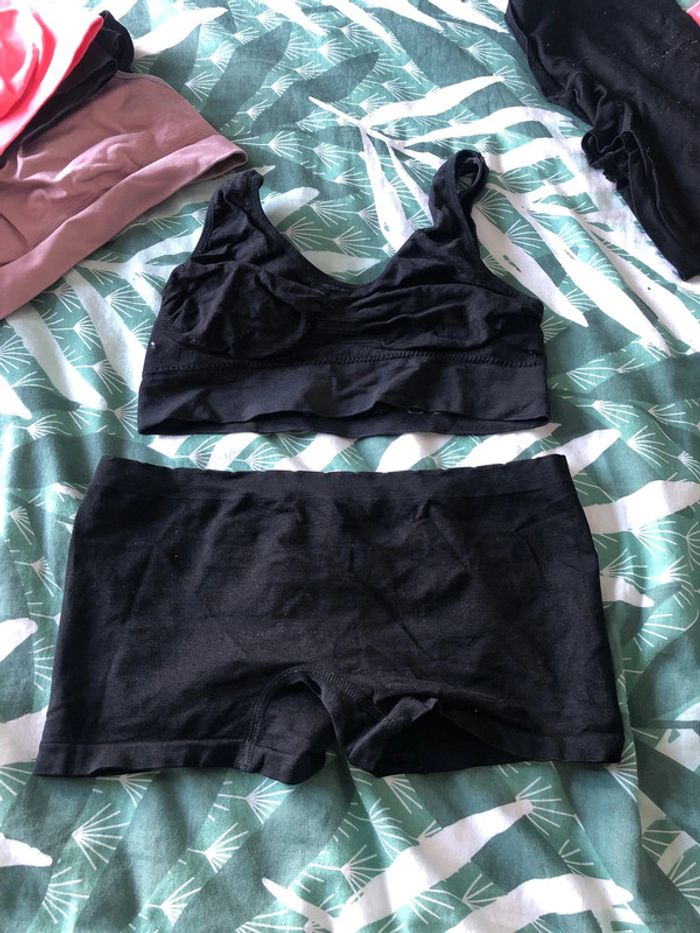 Gros lot brassières - photo numéro 5