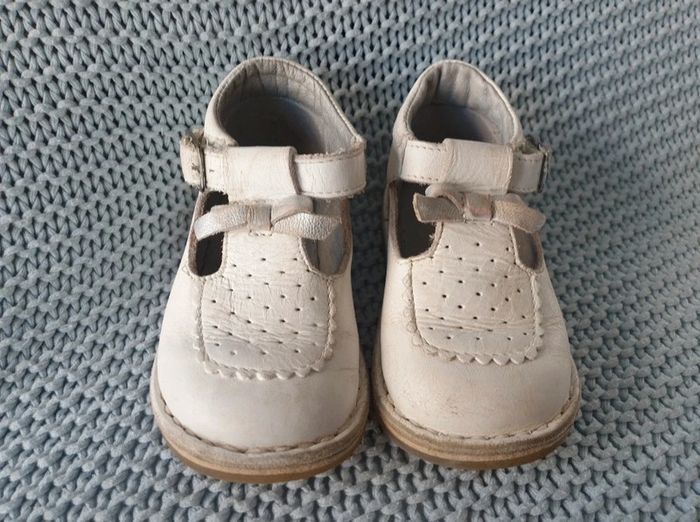 Sandales blanches - photo numéro 2