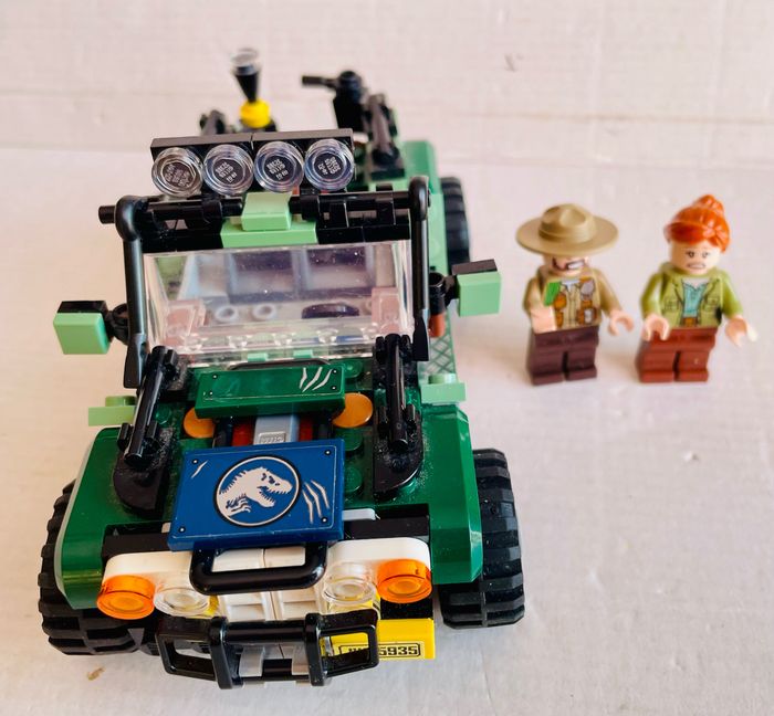 Lego - Jeep set 75935 - baryonix