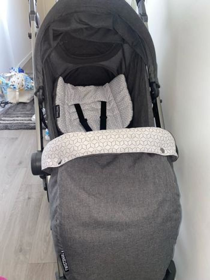 Poussette twistshake grise - photo numéro 3