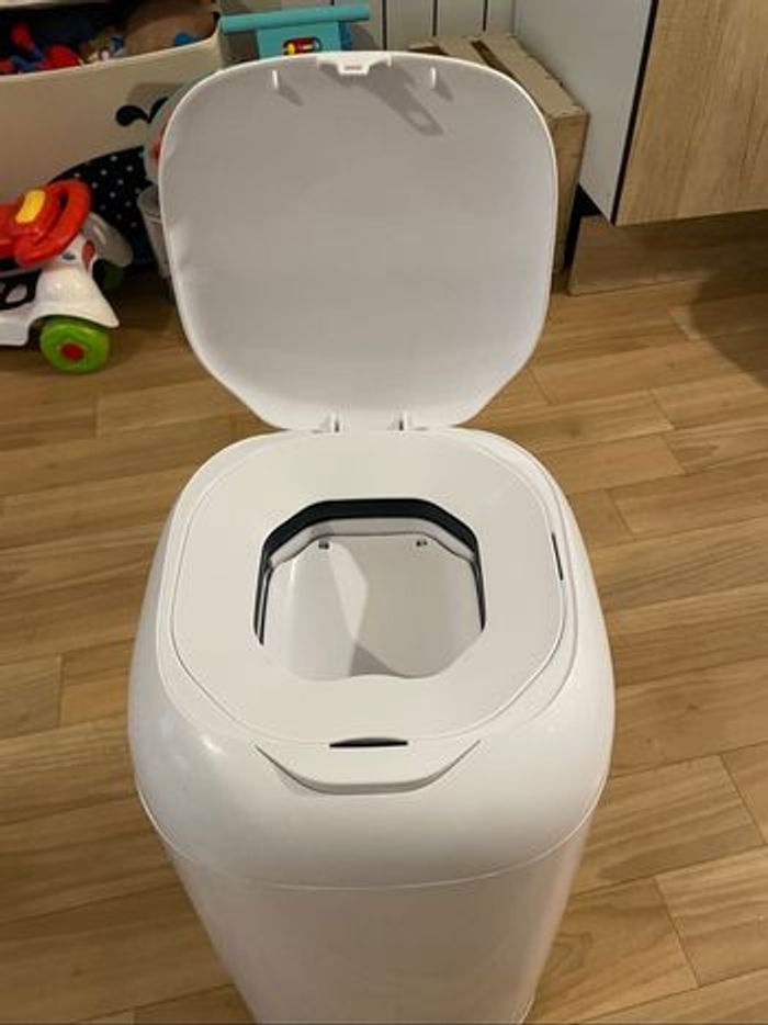 Poubelle à couches - photo numéro 2