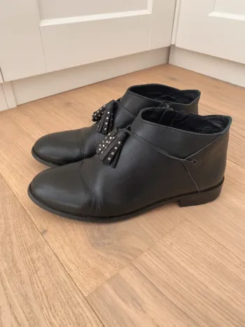 Bottines cuir plates