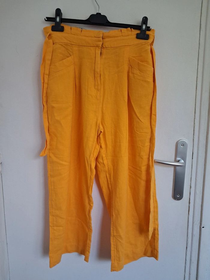 Pantalon neuf avec etiquette femme L