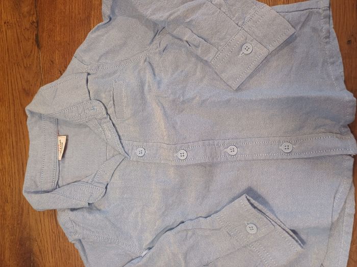 Chemise tape à l œil comme neuve