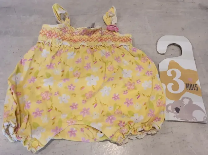 Lot 3 mois fille - photo numéro 5