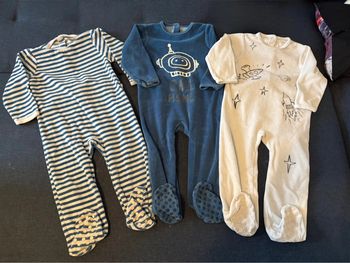Pyjamas 1 pièce