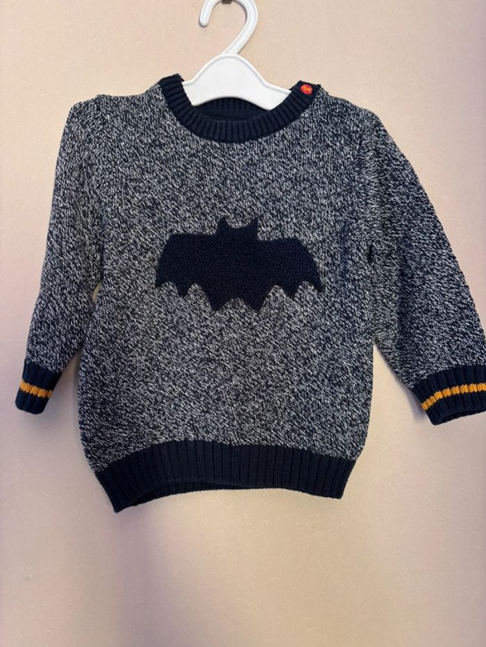 🌸Pull bleu gris Batman 12 mois🌸