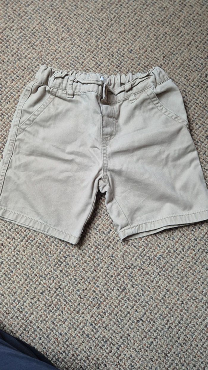 Short beige coton 3 ans