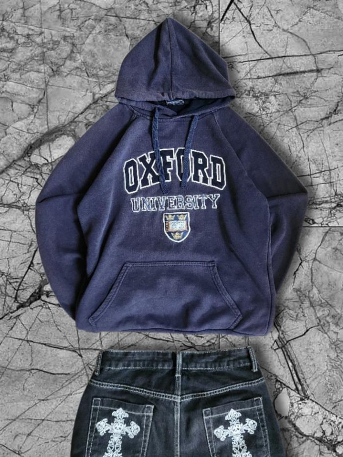 Pull Oxford University Vintage, bon état taille M - photo numéro 1