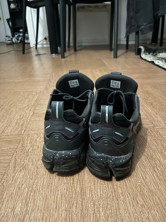 Asics Gel quantum 180