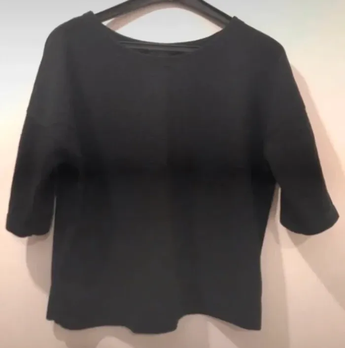 Haut News look demie manches noir taille 38