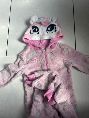 Combinaison licorne phosphorescente