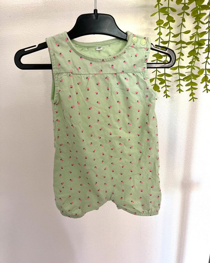 Très belle combinaison short courte manche pour bébé fille - photo numéro 2