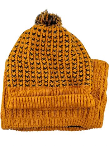 Ensemble bonnet cache cou