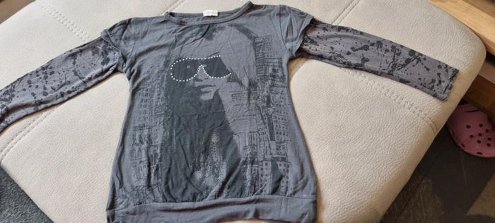 Pull 6ans avec strass